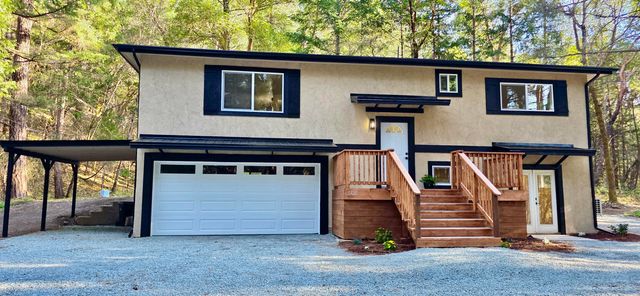 5125 Hugo Road, Grants Pass, OR 97526