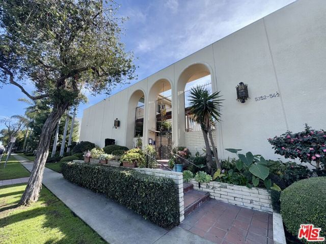 5346 Fairview Boulevard, Los Angeles, CA 90056