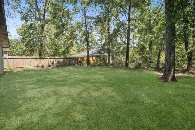 118 N Village Cove Loop, Livingston, TX 77351