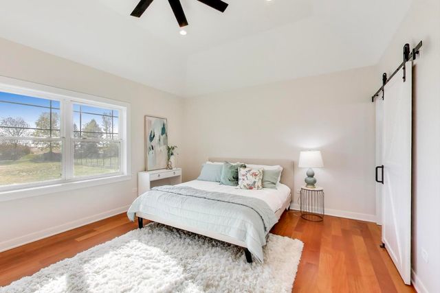 5508 Legend Drive, Yorkville, IL 60560