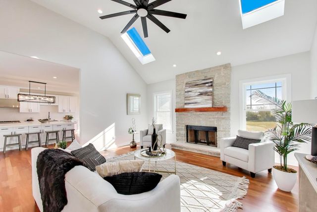 5508 Legend Drive, Yorkville, IL 60560