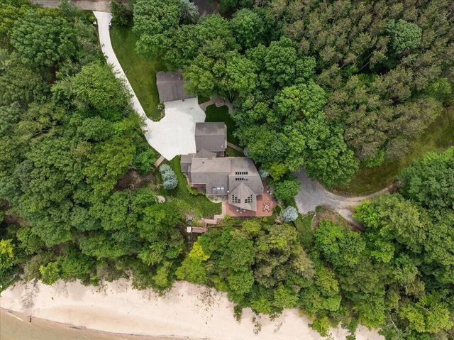 8428 W Harrison Road, Mears, MI 49436