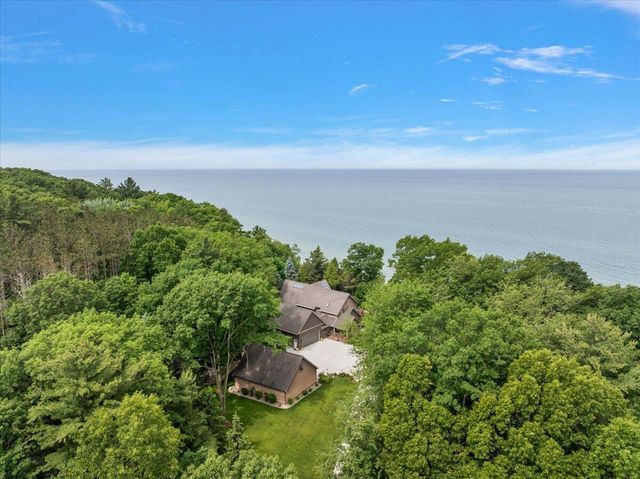 8428 W Harrison Road, Mears, MI 49436