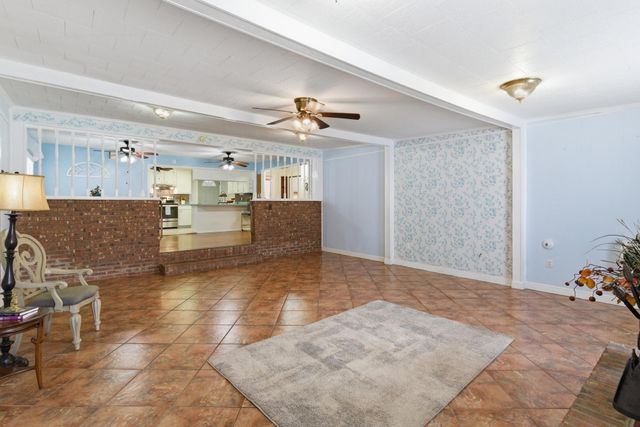 210 E 7th Ave., Petal, MS 39465