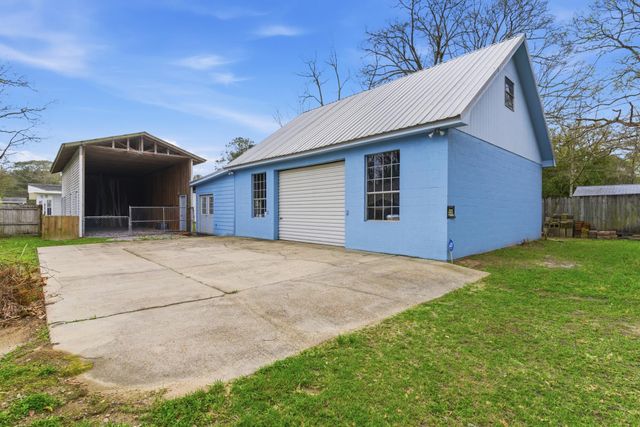 210 E 7th Ave., Petal, MS 39465