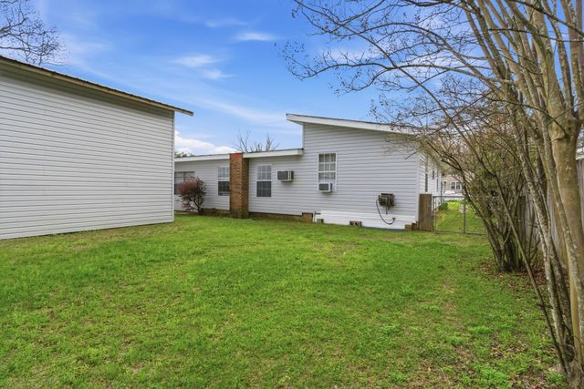 210 E 7th Ave., Petal, MS 39465