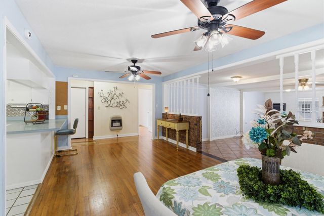 210 E 7th Ave., Petal, MS 39465