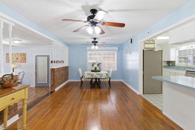 210 E 7th Ave., Petal, MS 39465