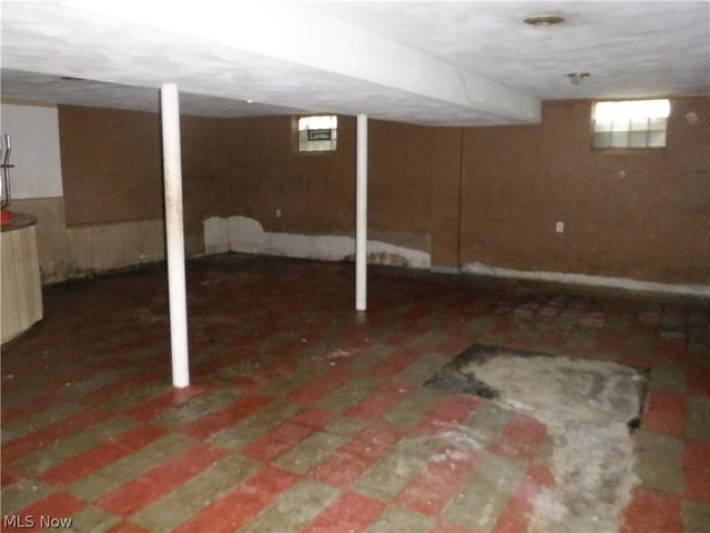 2091 Lee Boulevard, East Cleveland, OH 44112