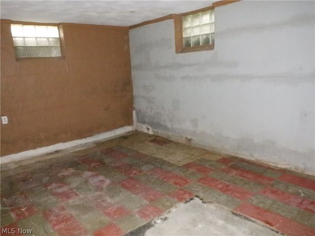 2091 Lee Boulevard, East Cleveland, OH 44112