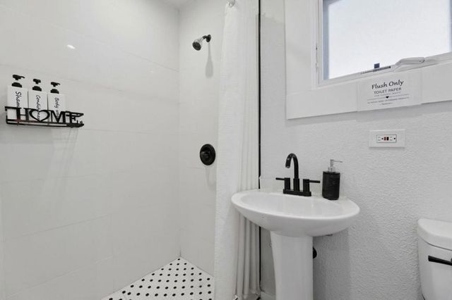 914 Harliss Avenue, San Jose, CA 95110