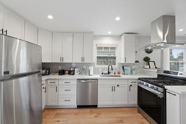 914 Harliss Avenue, San Jose, CA 95110