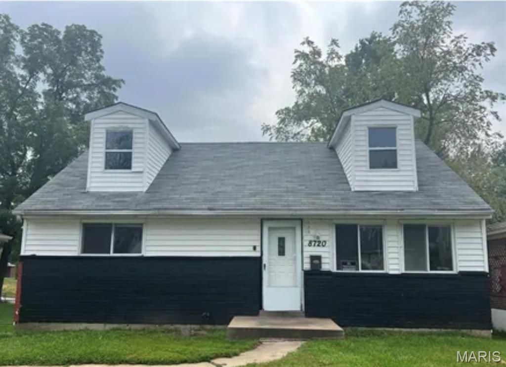 8720 Marcella Avenue, St Louis, MO 63121
