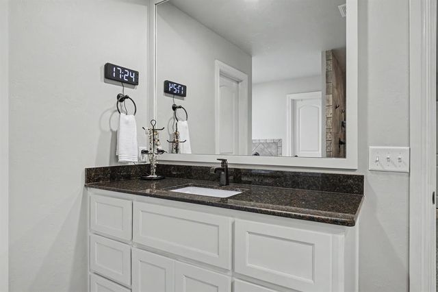1005 NE 33rd Terrace, Oklahoma City, OK 73160