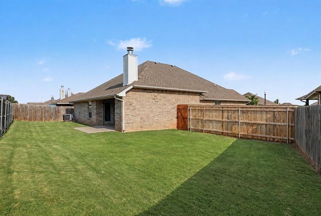 1005 NE 33rd Terrace, Oklahoma City, OK 73160