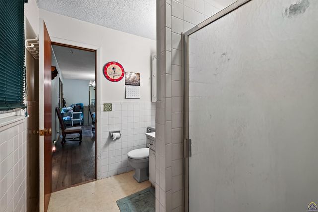 3521 SE Chippewa DR, Berryton, KS 66409