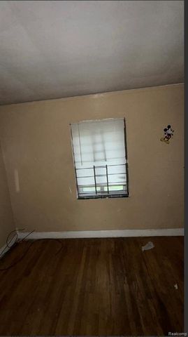 13428 Wilshire Drive, Detroit, MI 48213