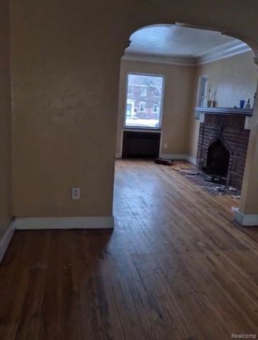 13428 Wilshire Drive, Detroit, MI 48213