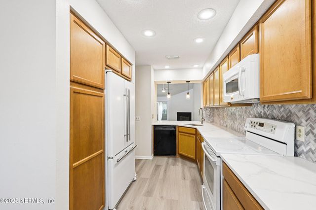 144 LA PASADA Circle W, Ponte Vedra Beach, FL 32082