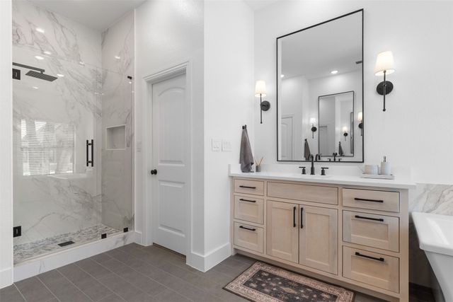 101 Live Oak Drive, Krugerville, TX 76227