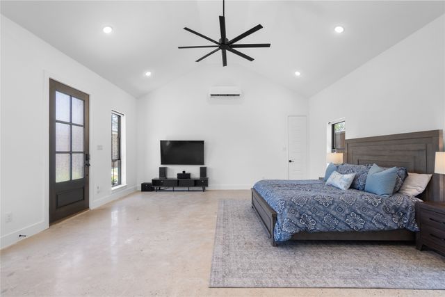 101 Live Oak Drive, Krugerville, TX 76227