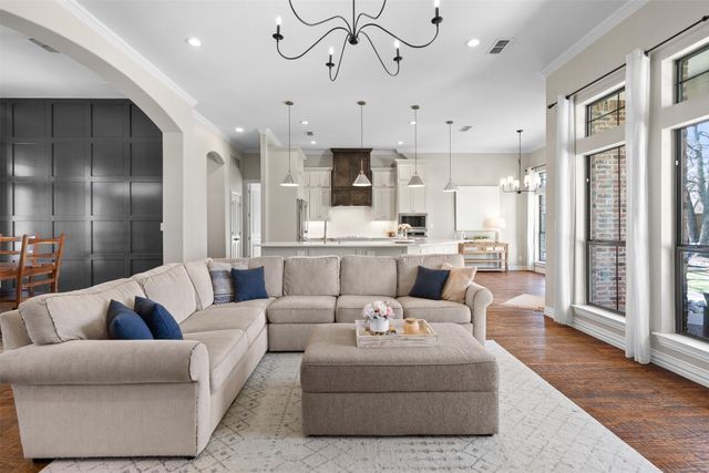 101 Live Oak Drive, Krugerville, TX 76227