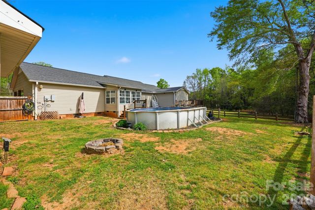 1214 Eastcreek Road, Fort Lawn, SC 29714