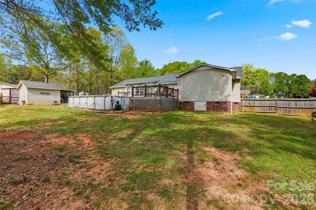 1214 Eastcreek Road, Fort Lawn, SC 29714