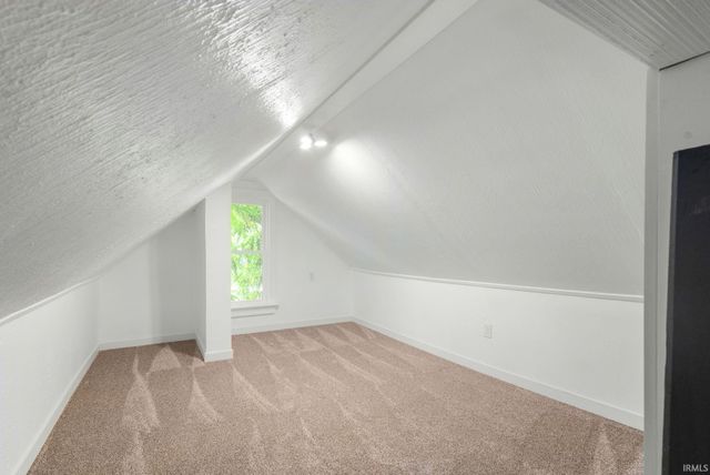 1812 Columbia Street, South Bend, IN 46613