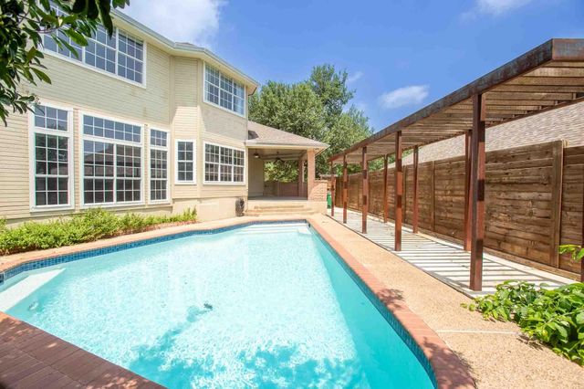 10609 Skyflower DR, Austin, TX 78759