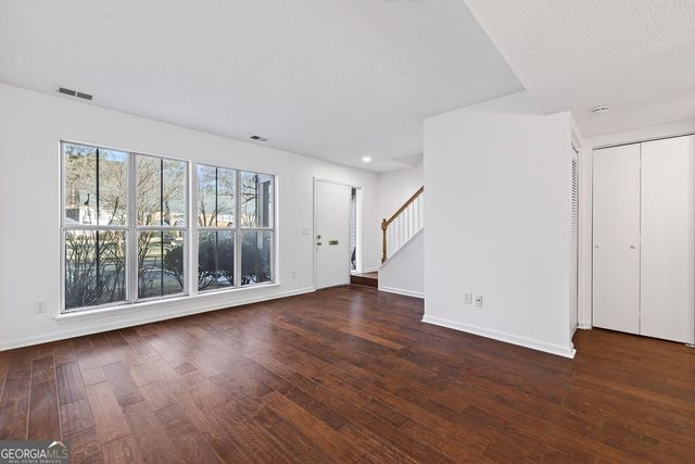 4438 Chowning Way, Atlanta, GA 30338