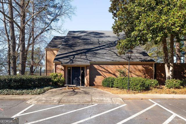 4438 Chowning Way, Atlanta, GA 30338