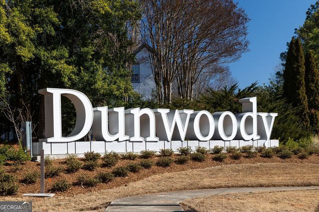 4438 Chowning Way, Atlanta, GA 30338