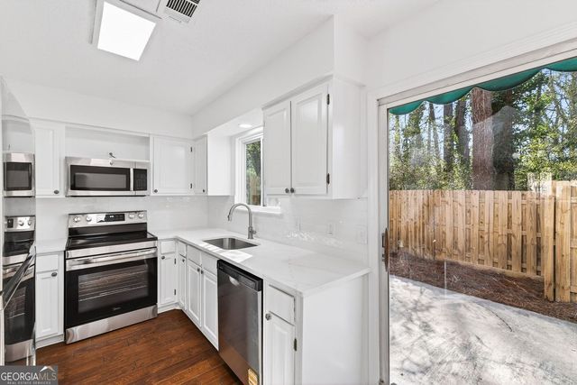 4438 Chowning Way, Atlanta, GA 30338