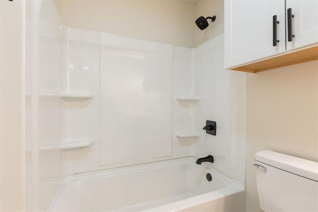 824 Cedar Crest Drive, Edmond, OK 73003