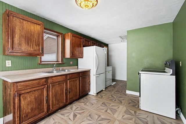 1410 Spruce Street, La Porte, IN 46350