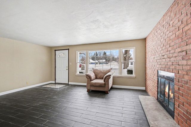 1410 Spruce Street, La Porte, IN 46350