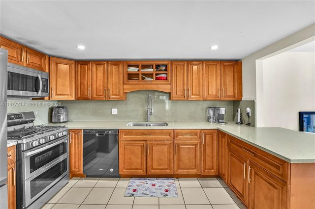 6639 SW 116th Pl A-1, Miami, FL 33173