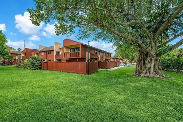 6639 SW 116th Pl A-1, Miami, FL 33173