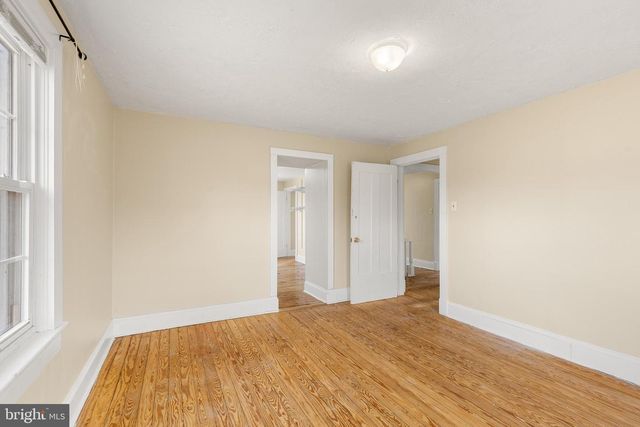 530 S MAIN ST, Woodstock, VA 22664