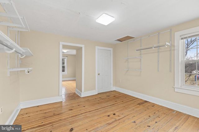 530 S MAIN ST, Woodstock, VA 22664