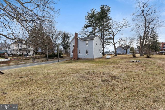 530 S MAIN ST, Woodstock, VA 22664