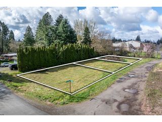 Snelling Dr, Eugene, OR 97408