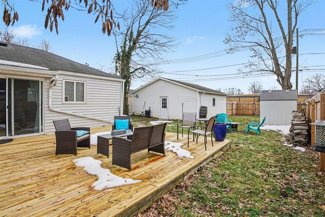 1422 Merrifield Avenue, Niles, MI 49120