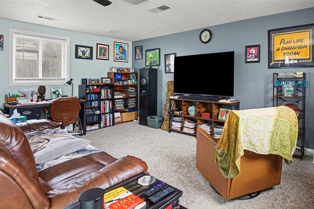 1422 Merrifield Avenue, Niles, MI 49120