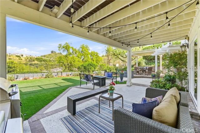 6305 E Rocking Horse, Orange, CA 92869