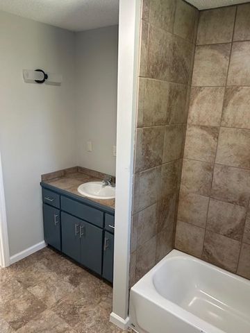 421 CURVE WOODVILLE RD, Gates, TN 38037