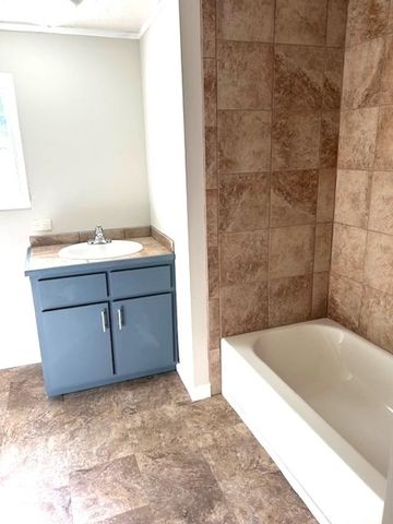 421 CURVE WOODVILLE RD, Gates, TN 38037