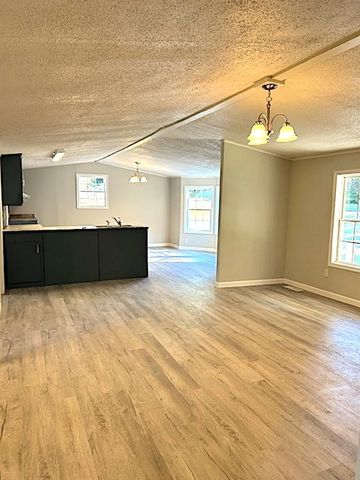 421 CURVE WOODVILLE RD, Gates, TN 38037