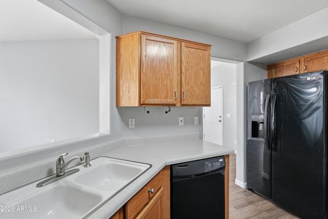 1425 S LINDSAY Road 51, Mesa, AZ 85204